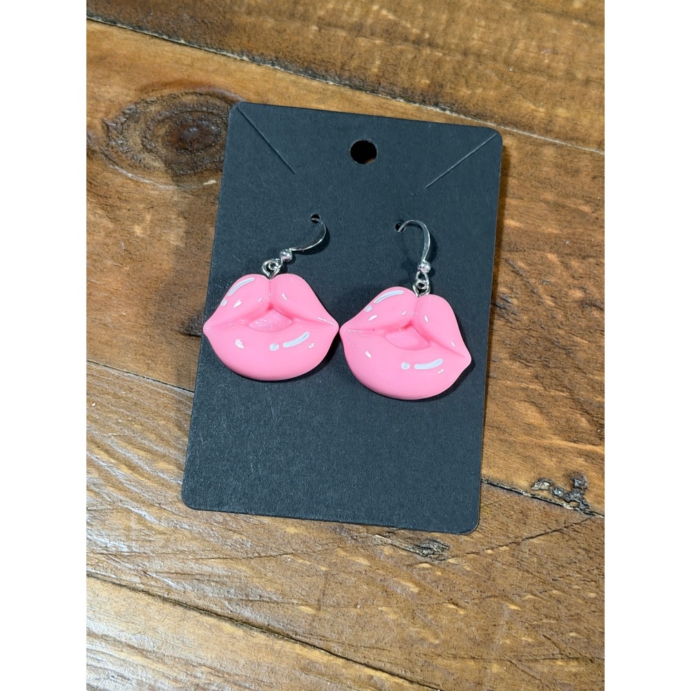 Pink Lip Earrings Hypoallergenic Hooks Resin‎ Kitsch Novelty Jewelry Accessory
